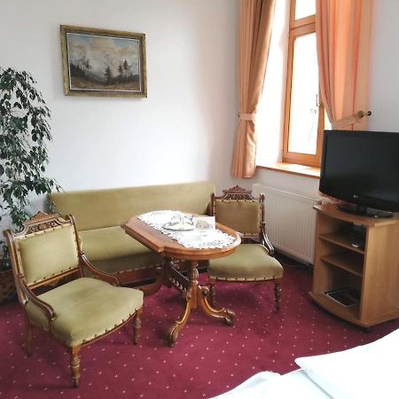 Hlučín Pension Sv. Florian מראה חיצוני תמונה