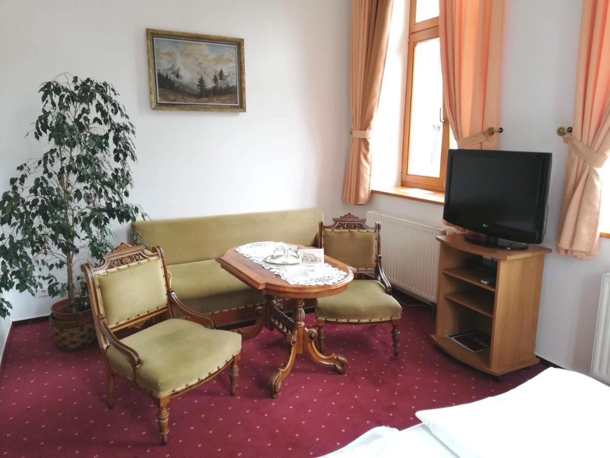 Hlučín Pension Sv. Florian מראה חיצוני תמונה