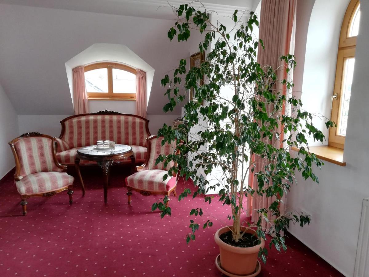 Hlučín Pension Sv. Florian מראה חיצוני תמונה
